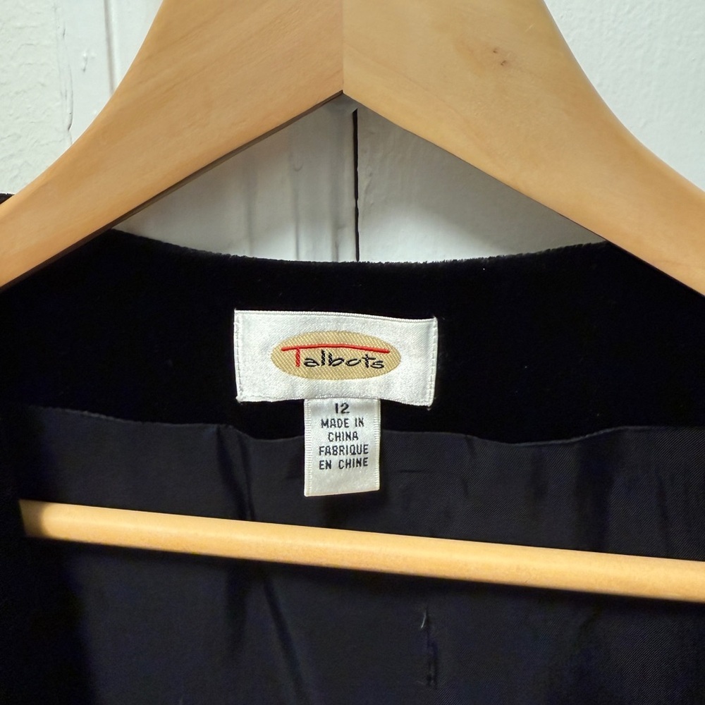 Talbots Black Velvet Button-Down Vest. Women’s Size 12 - Picture 6 of 11